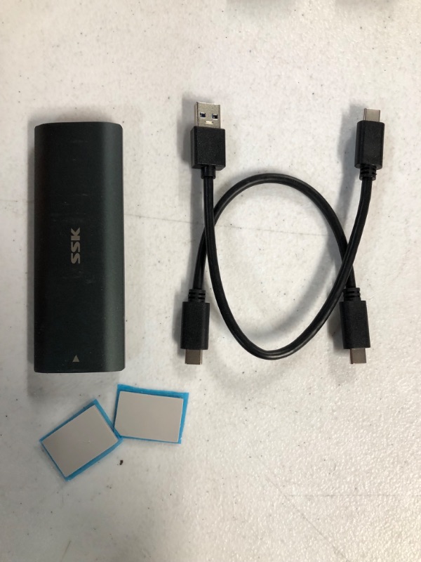 Photo 1 of SSK Aluminum M.2 NVME SATA SSD Enclosure Adapter
