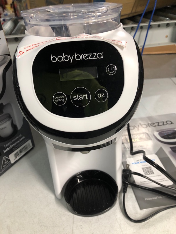 Photo 3 of Baby Brezza Formula Pro Mini Baby Formula Maker.