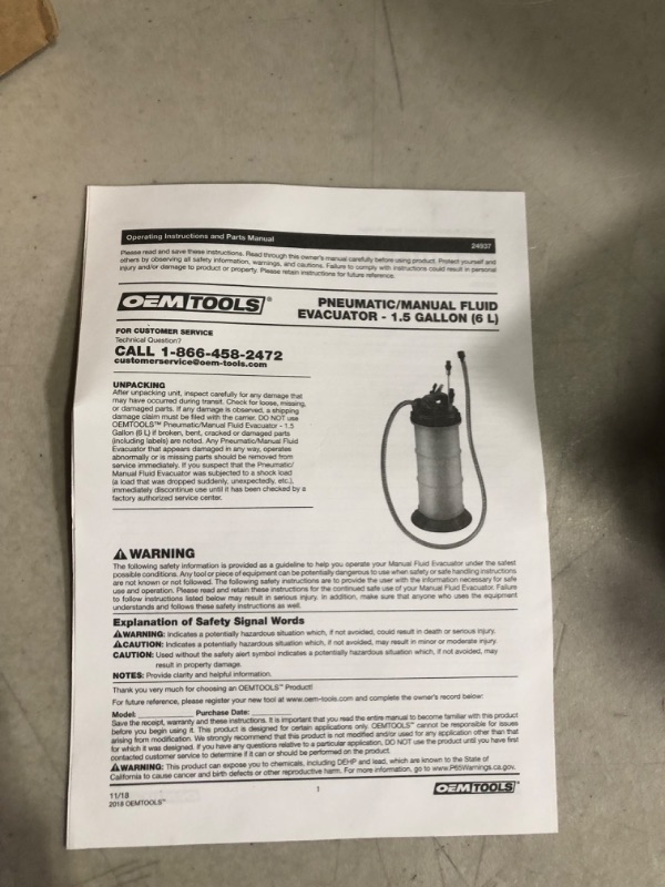 Photo 2 of OEMTOOLS 24937 6 Quarts (1.5 Gallon) Pneumatic and Manual Fluid Extractor, Manual and Pneumatic Oil Extractor, Fluid Vacuum Extractor, Vacuum Evacuator 6.0 Liter