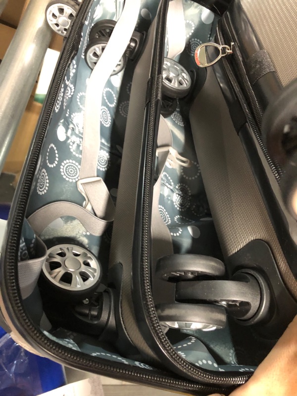 Photo 11 of **USED/BIG CASE,HAS SCRATCHES/SEE NOTES** Rockland Melbourne Hardside Expandable Spinner Wheel Luggage, Silver, 3-Piece Set