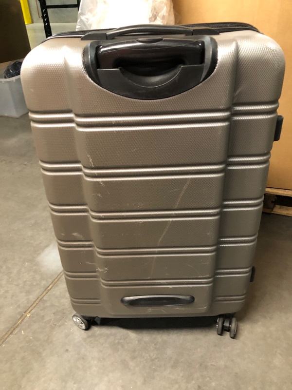 Photo 3 of **USED/BIG CASE,HAS SCRATCHES/SEE NOTES** Rockland Melbourne Hardside Expandable Spinner Wheel Luggage, Silver, 3-Piece Set