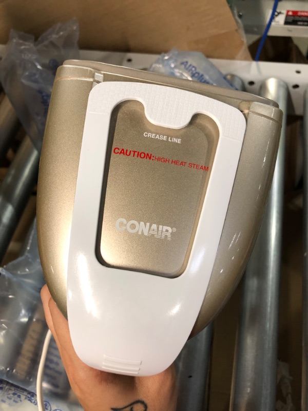 Photo 8 of **USED/SEE NOTES** Conair Handheld Garment Steamer