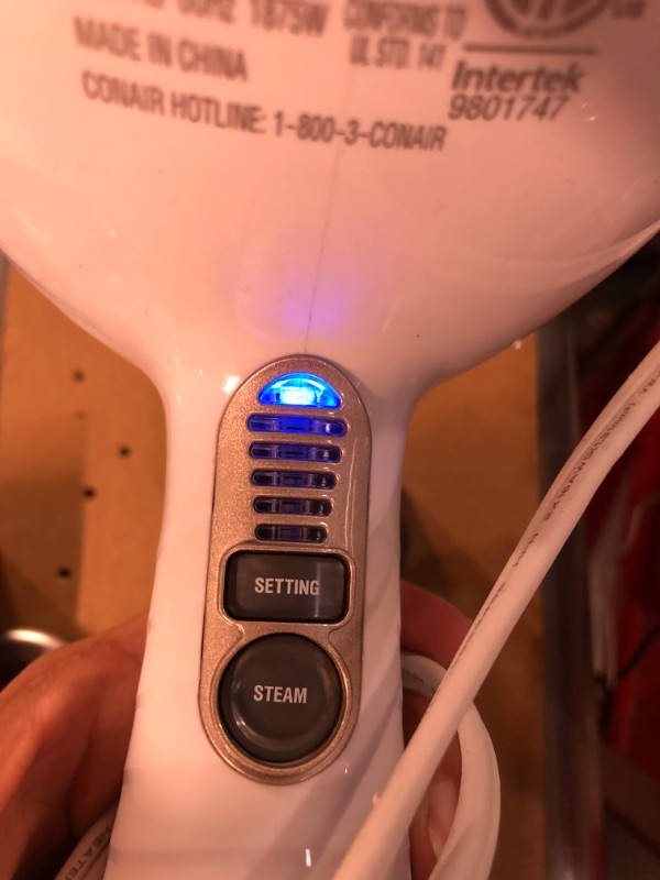 Photo 2 of **USED/SEE NOTES** Conair Handheld Garment Steamer