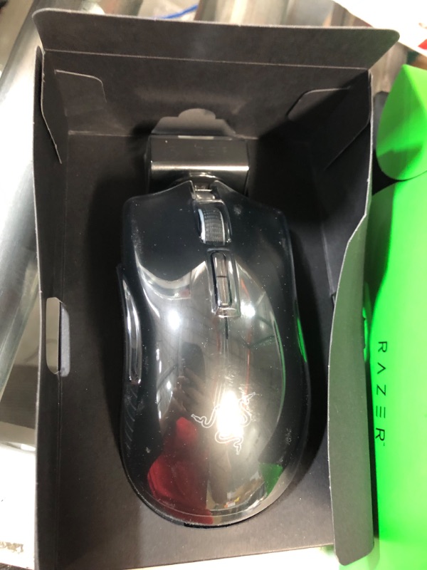 Photo 2 of Razer Mamba Wireless Gaming Mouse - up to 50 Hours Battery Life