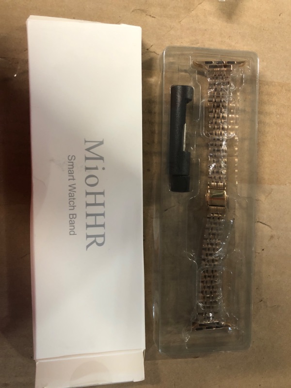 Photo 1 of MioHHR Slim Metal Bands Compatible with Apple Watch Band Series 8/7(45mm 41mm),Series SE 6/5/4(40mm 44mm),Series 3/2 /1