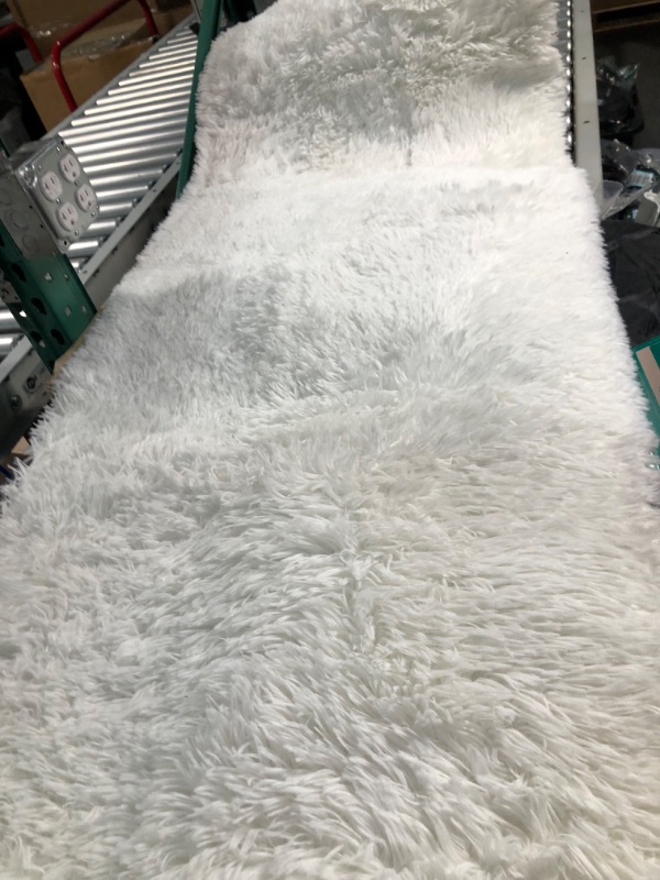 Photo 1 of  Generic White Fur Rug  5FT Rectangle