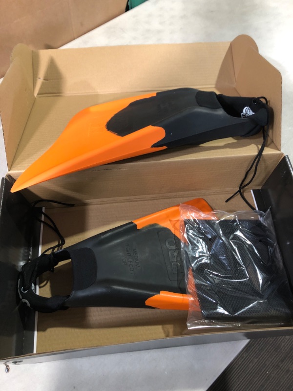 Photo 2 of Churchill Makapuu Pro Swimfins - Black/Orange Medium