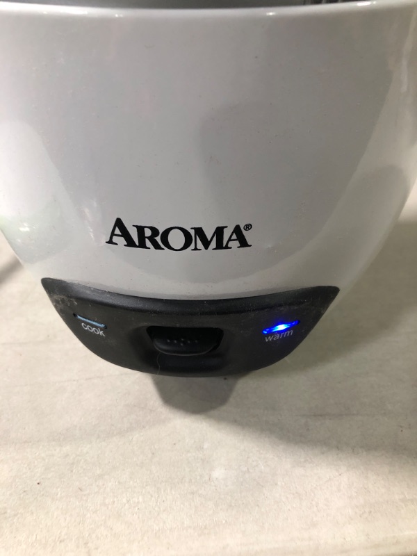 Photo 3 of Aroma - 6-Cup Rice Cooker - White