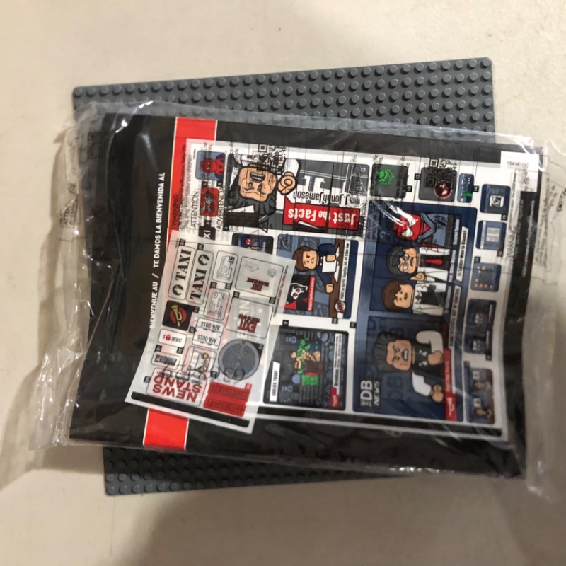 Photo 2 of LEGO Marvel Super Heroes Daily Bugle 76178 Building Set for Adults (3772 Pieces) Frustration-Free Packaging