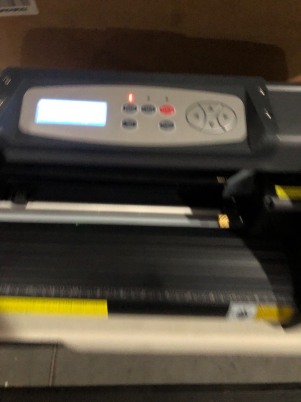 Photo 2 of VEVOR Vinyl Cutter Machine, Upgraded 28 Inch Paper Feed 