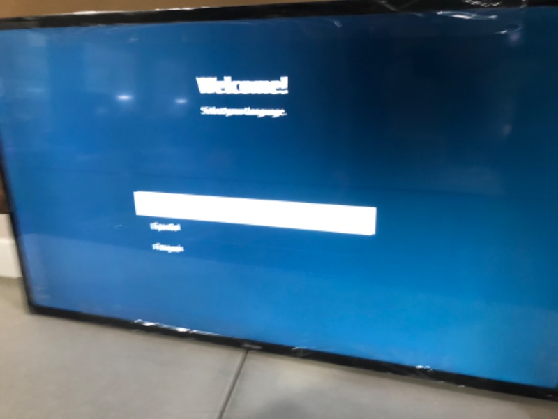 Photo 2 of SAMSUNG 40-inch Class LED Smart FHD TV 1080P (UN40N5200AFXZA, 2019 Model)