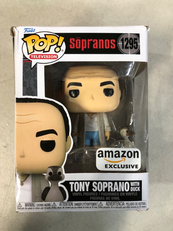 Photo 2 of Funko Pop! TV: The Sopranos - Tony Soprano in Robe with Duck, Amazon Exclusive