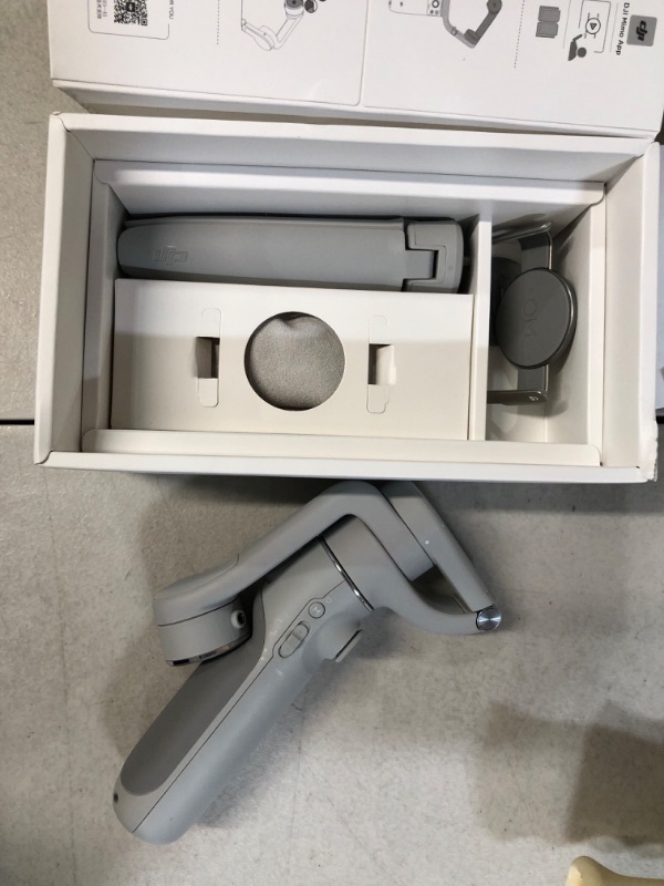 Photo 3 of DJI OM 5 Smartphone Gimbal Stabilizer, 3-Axis Phone Gimbal, Built-In Extension Rod, Portable and Foldable, Android and iPhone Gimbal with ShotGuides, Vlogging Stabilizer, YouTube TikTok Video, Gray DJI OM 5 Athens Gray