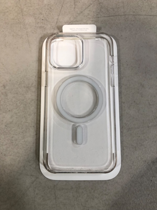 Photo 1 of Apple iPhone 14 Pro Max Clear Case with MagSafe ???????