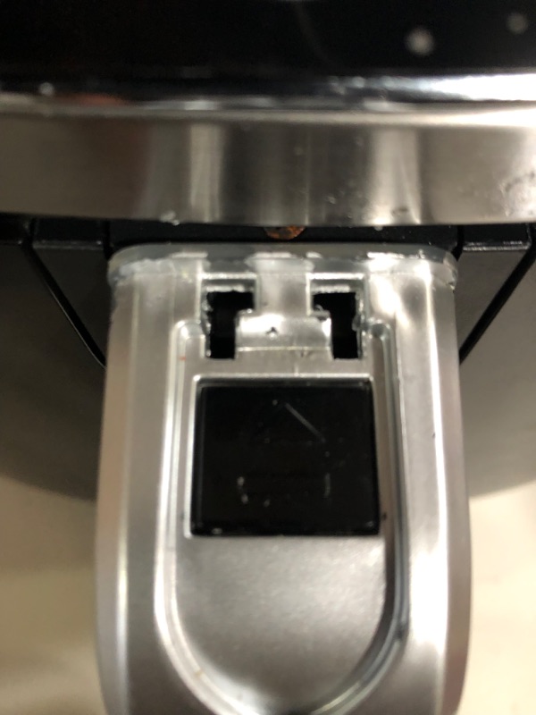 Photo 1 of Amazon Basics 3.2 Quart Compact Multi-Functional Digital Air Fryer Digital 3.2qt