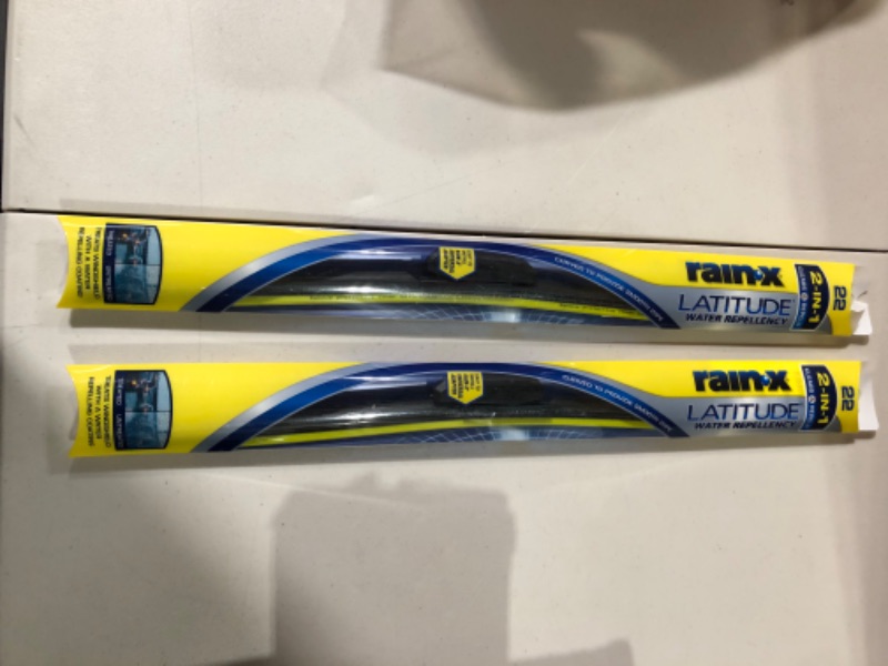 Photo 2 of (2) Rain-X 22" Latitude Water Repellency Wiper Blade