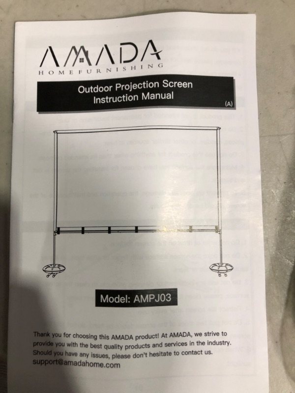 Photo 3 of AMADA HOMEFURNISHING 100" Projector Screen W/Carrying Bag 