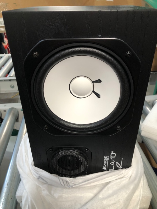 Photo 2 of Avantone Pro CLA10 Active Studio Monitors