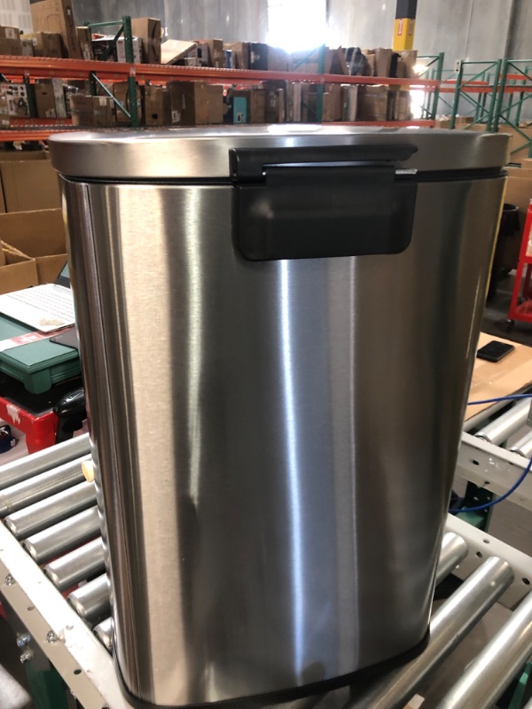 Photo 3 of **USED** QUALIAZERO 50L/13Gal TRASH CAN Stainless Steel 50L / 13 GAL