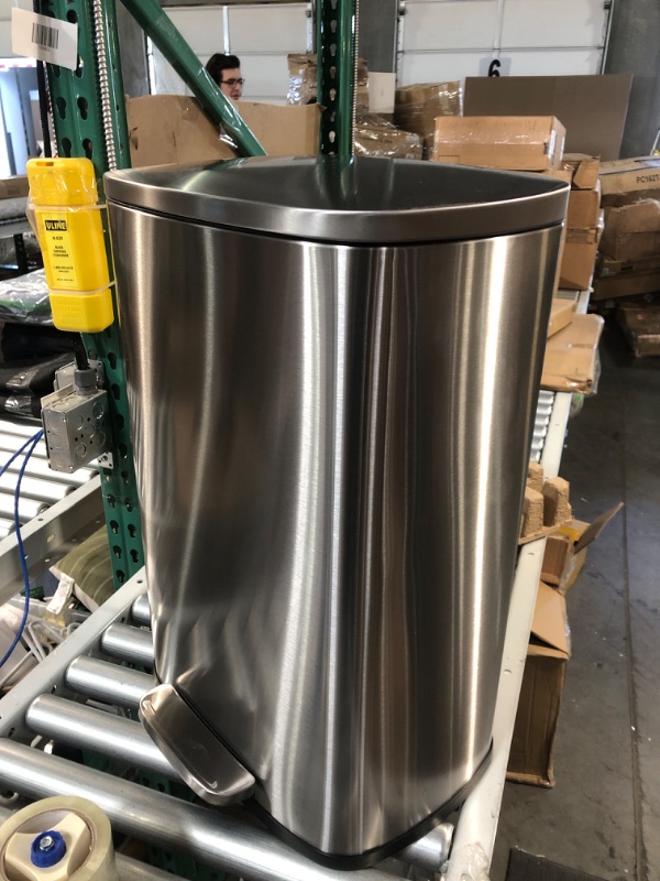 Photo 2 of **USED** QUALIAZERO 50L/13Gal TRASH CAN Stainless Steel 50L / 13 GAL