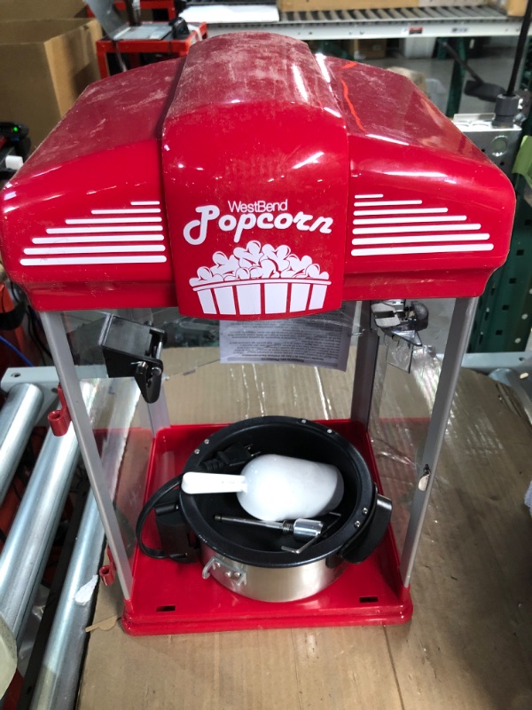 Photo 2 of -SEE NOTES!!!!!- West Bend Hot Oil Theater Style Popcorn Popper Machine, 4-Ounce, Red