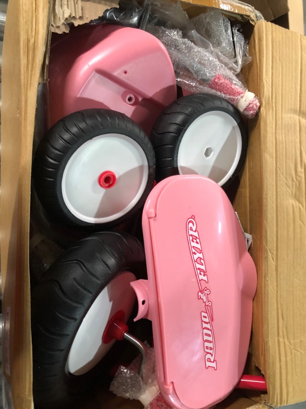 Photo 4 of [USED] Radio Flyer Deluxe Steer & Stroll Trike - Pink