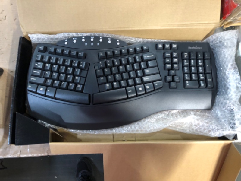 Photo 4 of Perixx Periboard-612 Wireless Ergonomic Keyboard 