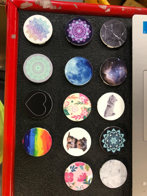 Photo 2 of 14 Swappable PopSocket Covers