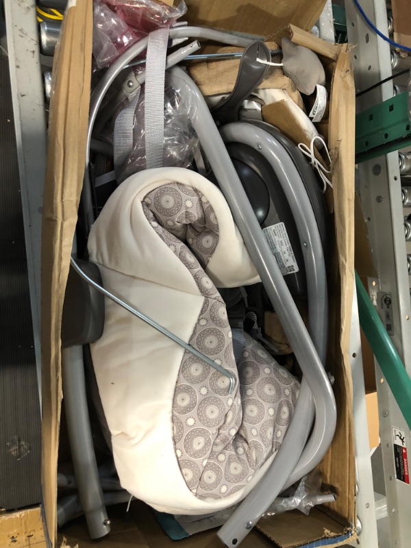 Photo 4 of Graco Simple Sway Abbington Baby Swing