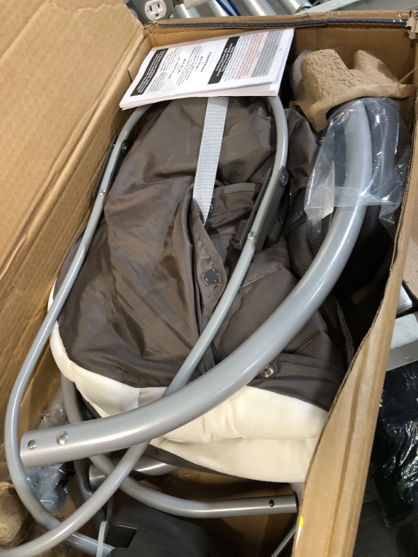 Photo 2 of Graco Simple Sway Abbington Baby Swing