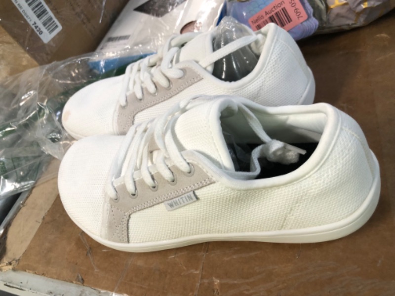 Photo 1 of Whitin White Canvas Shoe Size 39