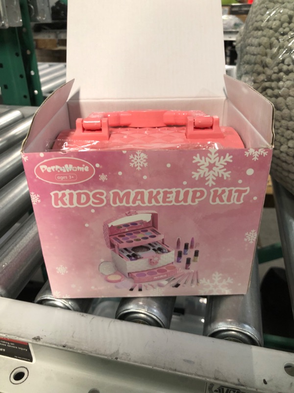 Photo 1 of Kids Makeup Kit 