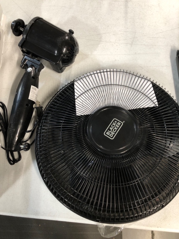 Photo 1 of **SEE NOTES**
BLACK+DECKER 16 Inches Stand Fan with Remote Black 16"