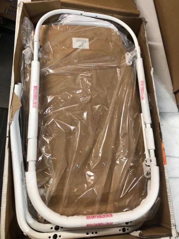 Photo 1 of *USED* Simmons Kids: Silent Auto Gliding Elite Bassinet - Odyssey