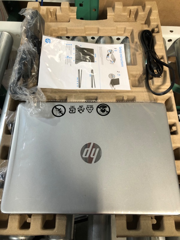 Photo 4 of [new] HP 2022 14-inch Full HD Laptop