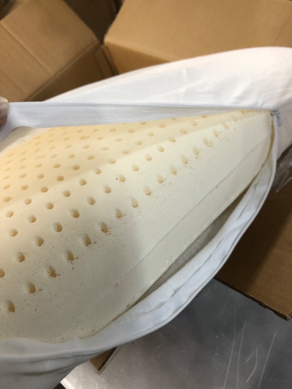 Photo 2 of *USED/SEE NOTES* 100% Natural Talalay Latex Latex Pillow – Luxury Medium Firmness Queen Pillow - Removable Breathable Cotton Cover