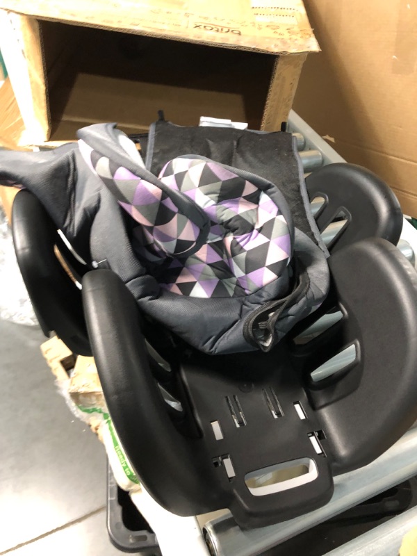 Photo 2 of Britax Highpoint Backless Belt-Positioning Booster Seat, SafeWash 