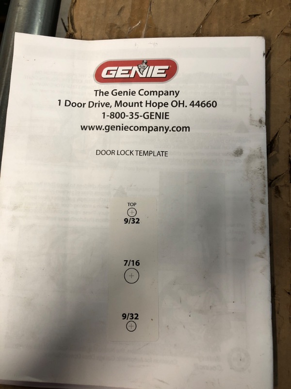 Photo 3 of ** MISSING PARTS ** Genie B6172H Wall Mount Smart Garage Door Opener, Black & GUK-R Wireless Universal Garage Door Opener Keypad