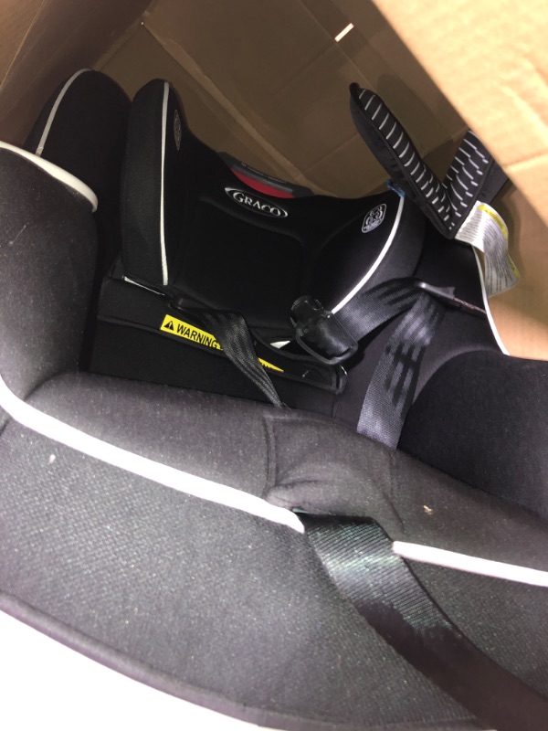 Photo 4 of Graco Admiral 65 Convertible Car Seat, Studio