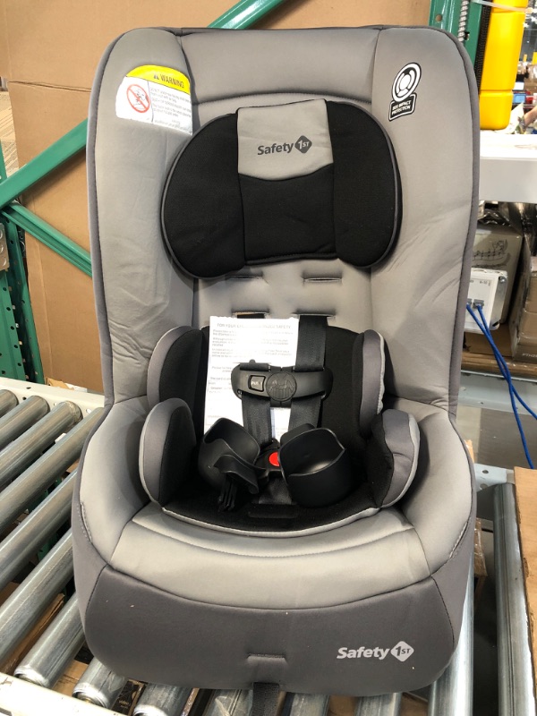 Photo 2 of Jive Convertible Car Seat