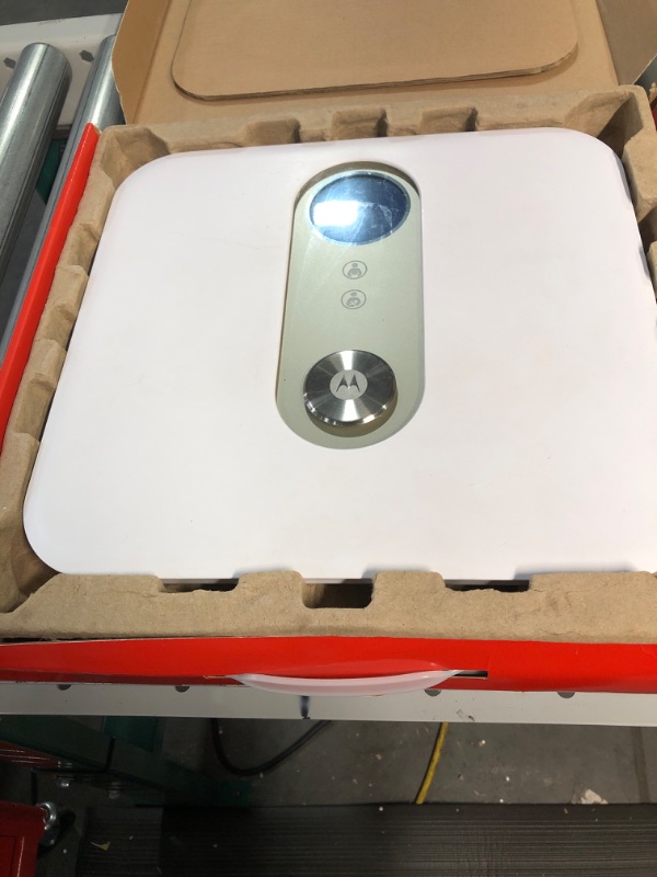 Photo 1 of * NONFUNCTIONAL * Motorola Smart Nursery Baby & Me Scale MBP84SN - Bathroom Scales - White