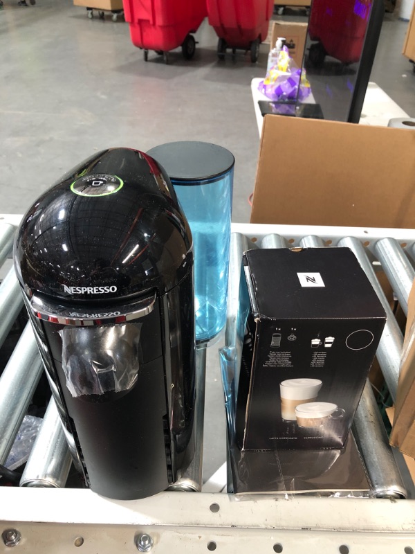 Photo 2 of * USED * Nespresso VertuoPlus Deluxe Coffee and Espresso Machine by Breville with Milk Frother, 8 Ounces, Black Black Machine + Aeroccino