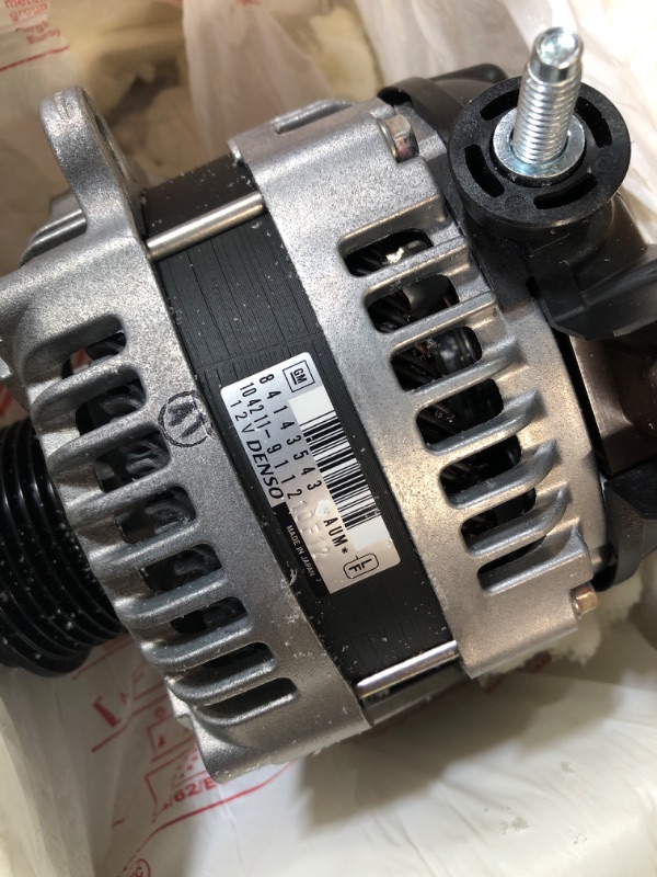 Photo 1 of ACDelco 84143543 Alternator