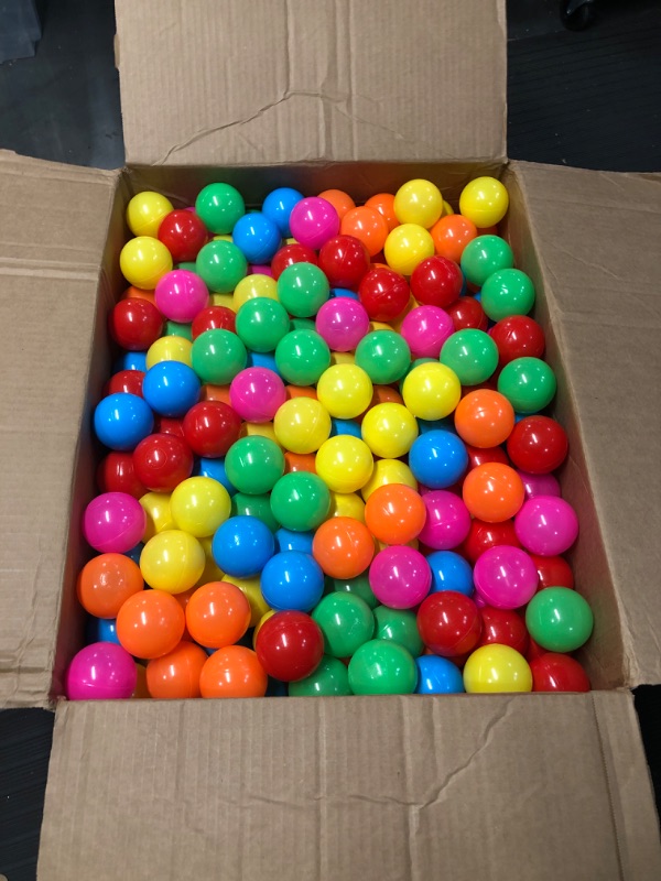 Photo 2 of Amazon Basics BPA Free Crush-Proof Plastic Ball Pit Balls with Storage Bag, Toddlers Kids 12+ Months, 6 Bright Colors - Pack of 1000 6 Bright Colors 1,000 Balls