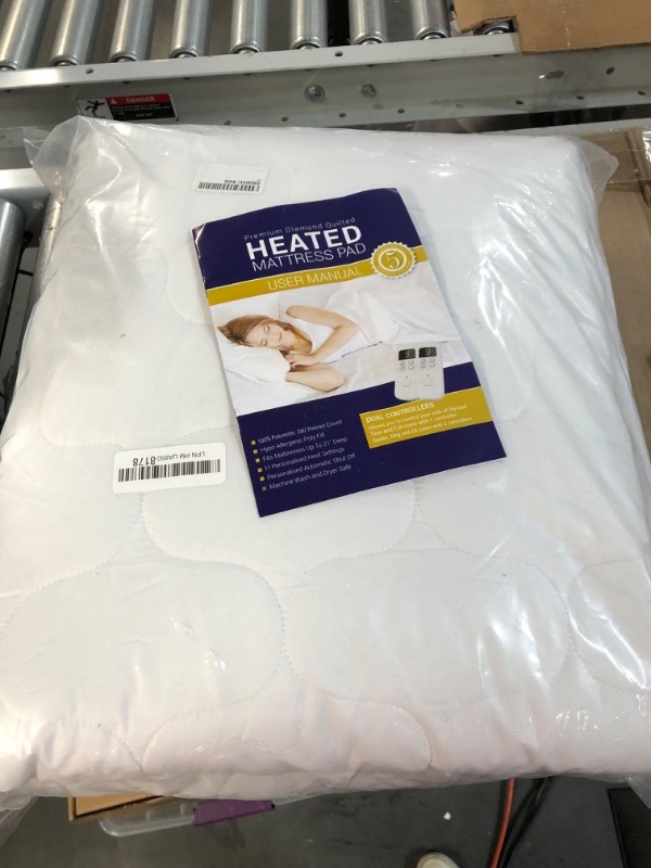 Photo 2 of -USED- MARQUESS Quilted Heated Mattress Pad Dual Digital Controller with Deep Pocket,10 Heating Levels Fast Heating (White, King) White King