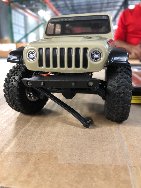 Photo 2 of -DOES NOT FUNCTION- Axial RC Truck 1/6 SCX6 Jeep JLU Wrangler 4WD Rock Crawler RTR (Batteries and Charger Not Included): Silver, AXI05000T2