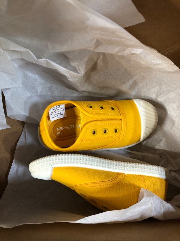 Photo 2 of Kids Shoes Toddlers Size 10 Canvas Sneakers (Toddle/Little Kids/Big Kids) Toddler Yellow