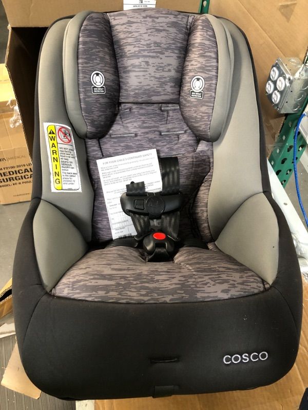 Photo 3 of Cosco Mighty Fit 65 DX Convertible Car Seat (Heather Onyx Gray)