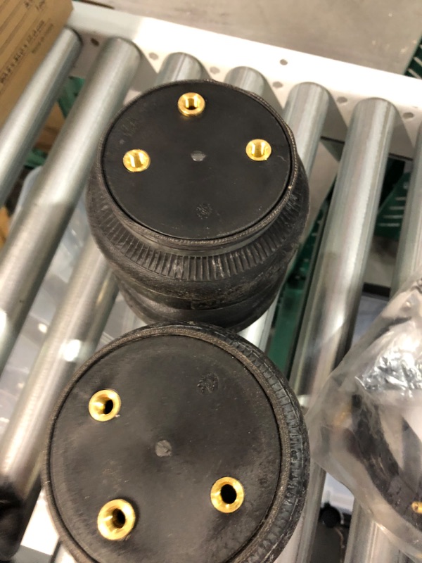 Photo 1 of Air Lift 57228 LoadLifter 5000 Air Suspension Kit