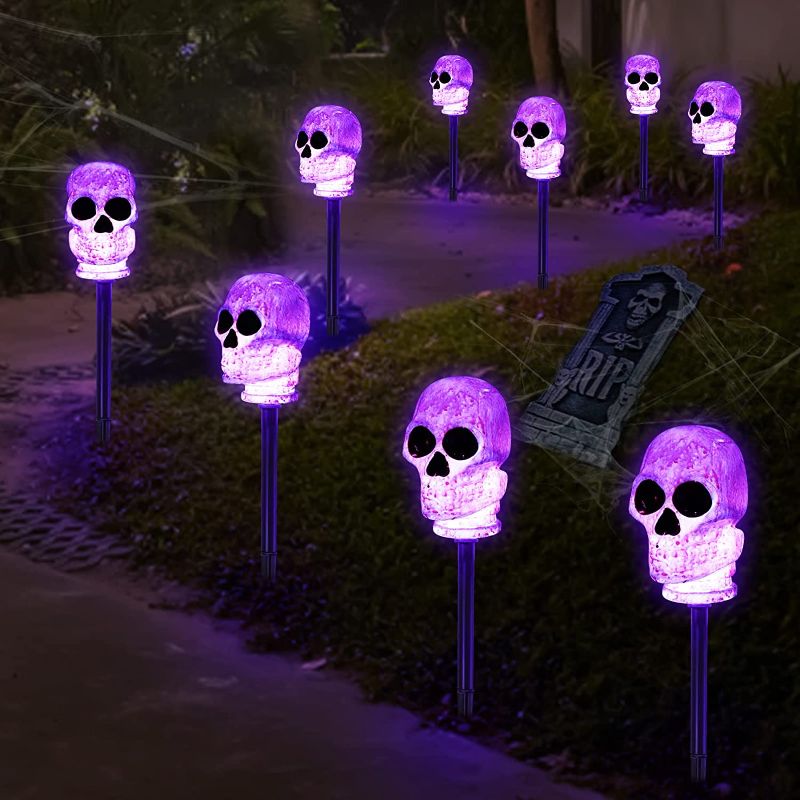 Photo 1 of **NOT TESTED**TURNMEON 4 Pack Halloween Skull Pathway Lights